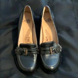 Black 2 inch shoes